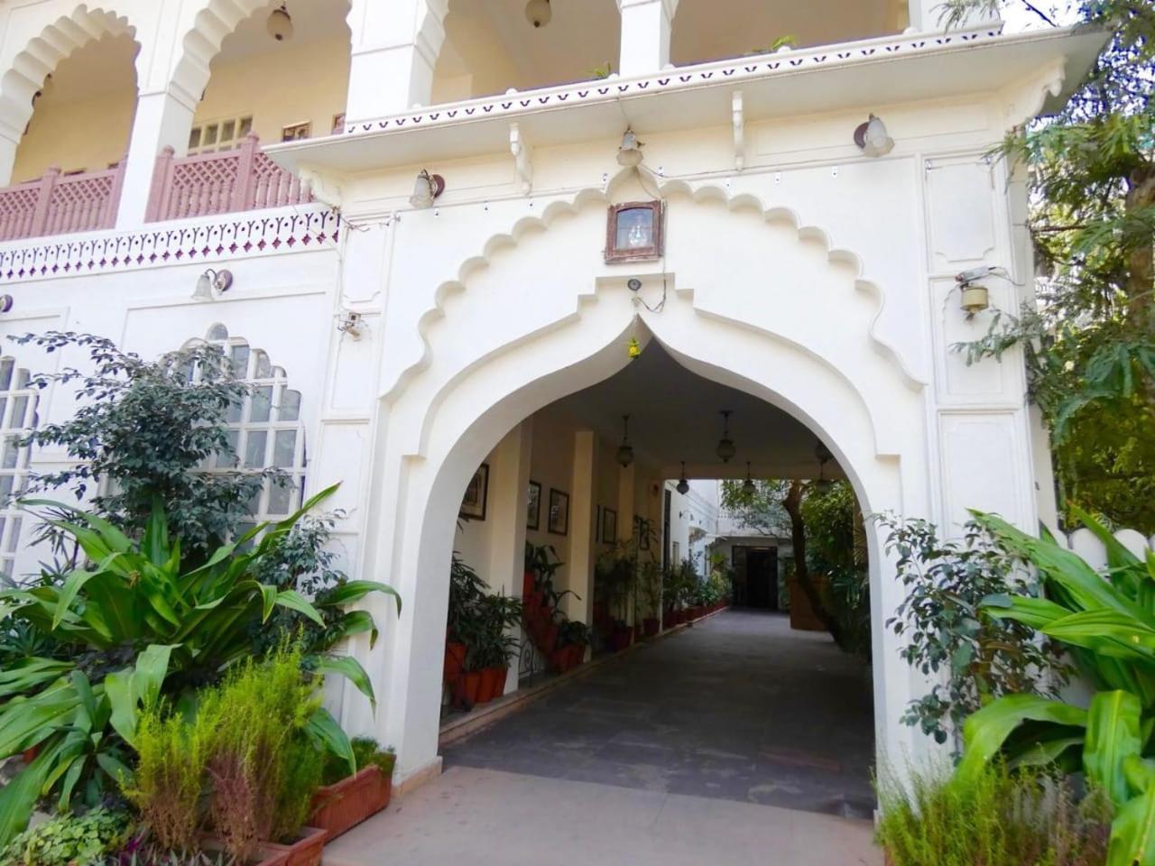 Heritage Khandwa Haveli Hotell Jaipur Exteriör bild