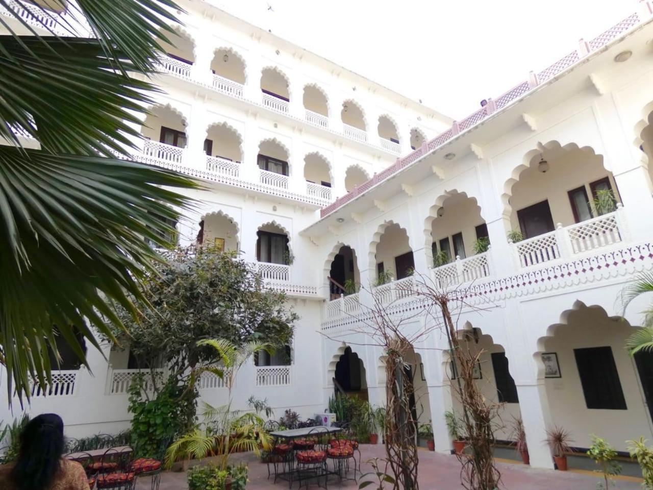 Heritage Khandwa Haveli Hotell Jaipur Exteriör bild